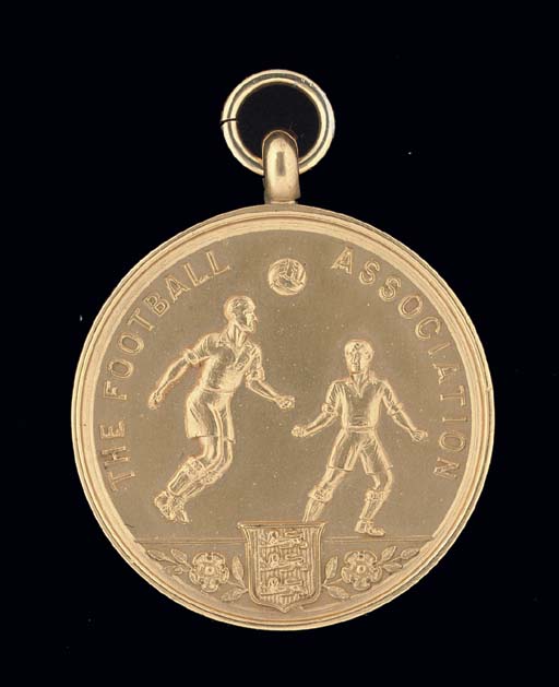 A 9CT GOLD 198485 F.A.CUP RUNNERSUP MEDAL