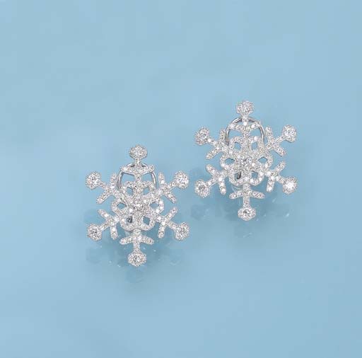 A PAIR OF DIAMOND 'SNOWFLAKE' EARRINGS, BY MICHELE DELLA VALLE Christie's