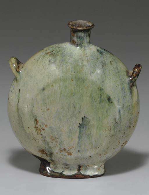 A Kainei-type Glazed Pottery Flask A Kainei-type Glazed Pottery Flask 