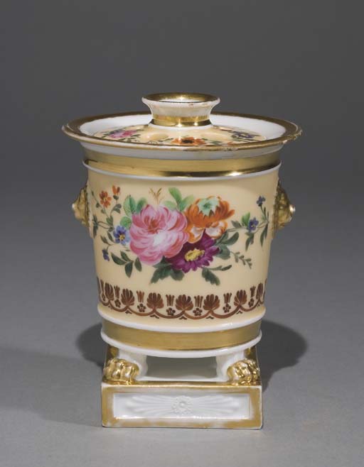 SUCRIER ANCIEN EN porcelaine de paris EUR 15,00 - FR