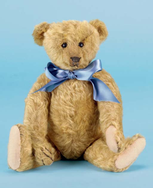A Steiff Limited Edition Year 2000 Bear | Christie's