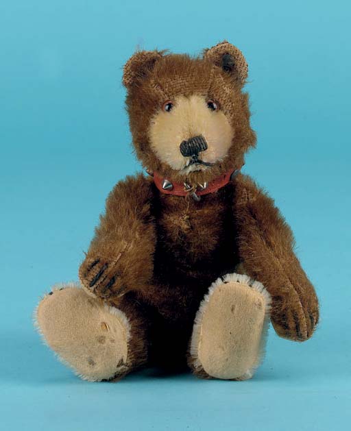 A Steiff Limited Edition Year 2000 Bear | Christie's
