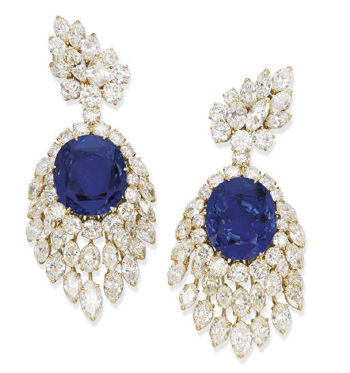 A PAIR OF IMPRESSIVE SAPPHIRE AND DIAMOND EAR PENDANTS, BY M. GÉ