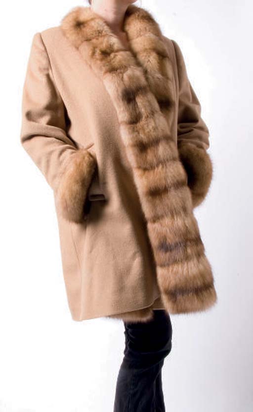 MANTEAU TROIS  QUARTS 