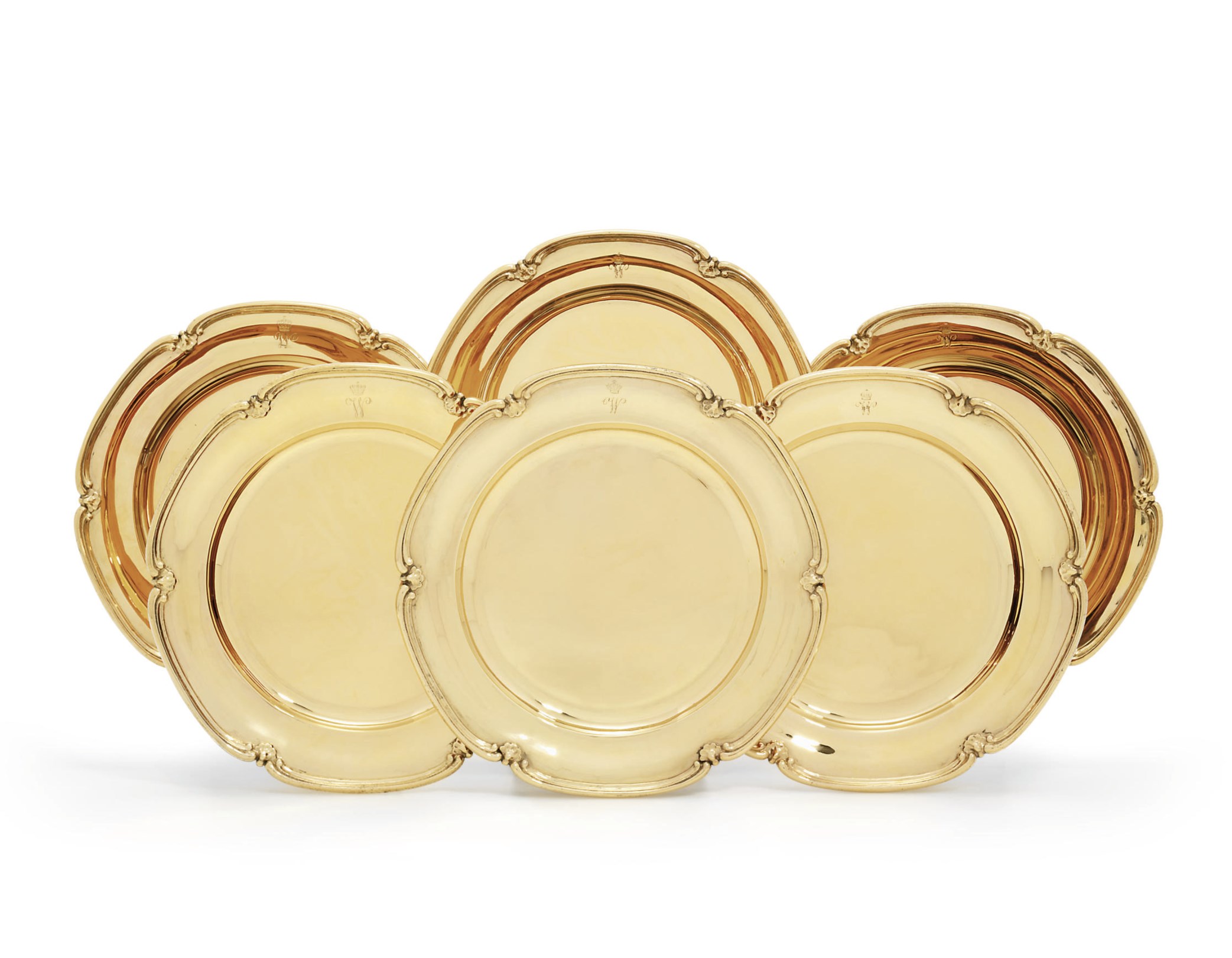 A SET OF SIX GERMAN SILVERGILT DINNERPLATES