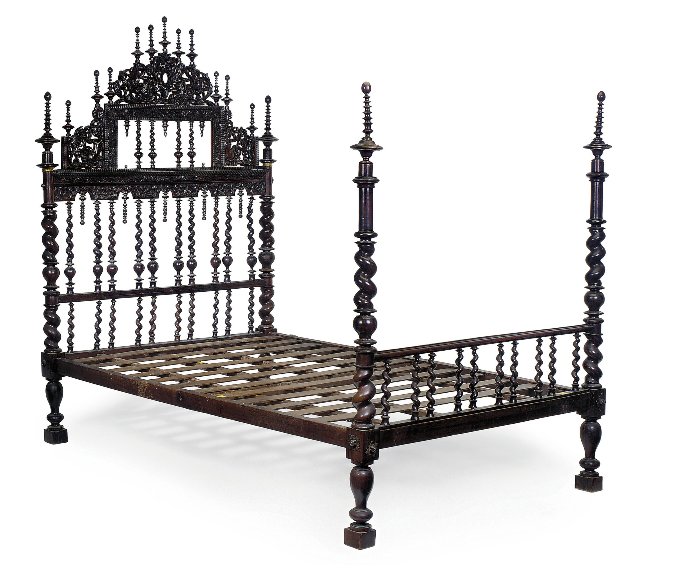 A PORTUGUESE ROSEWOOD BED