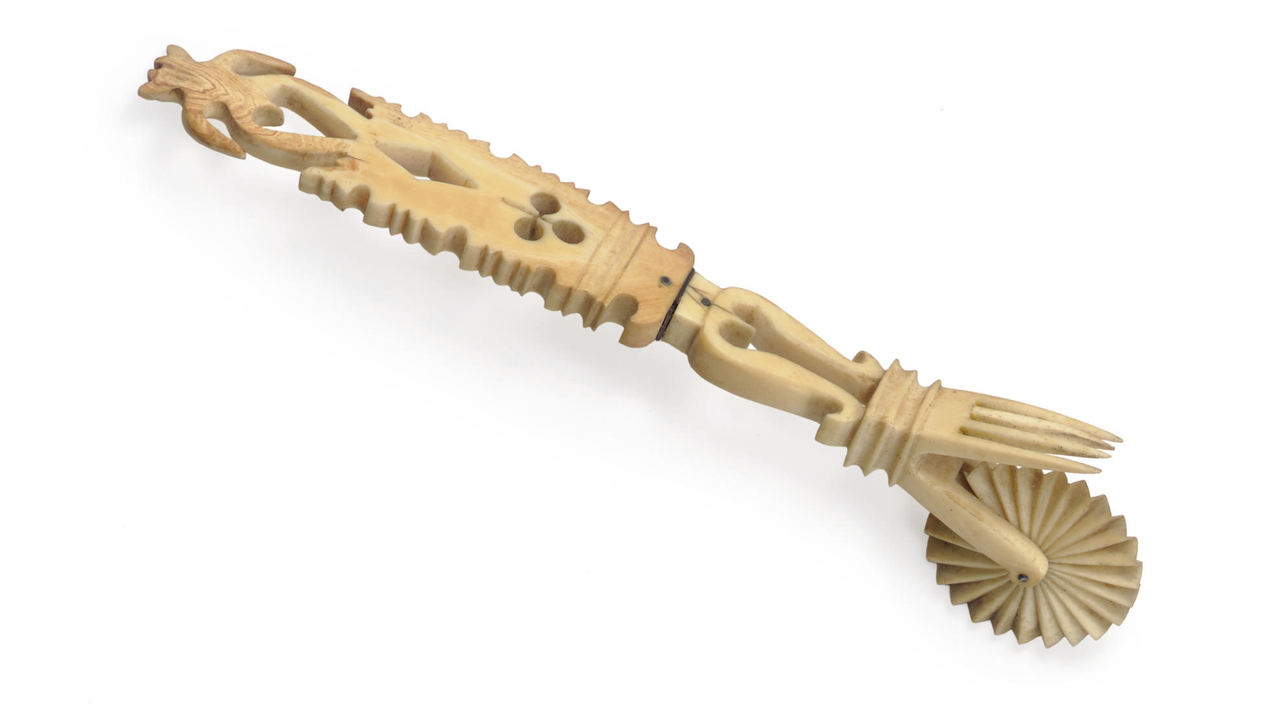 AN IVORY JAGGING WHEEL , NANTUCKET, 19TH CENTURY Christie's