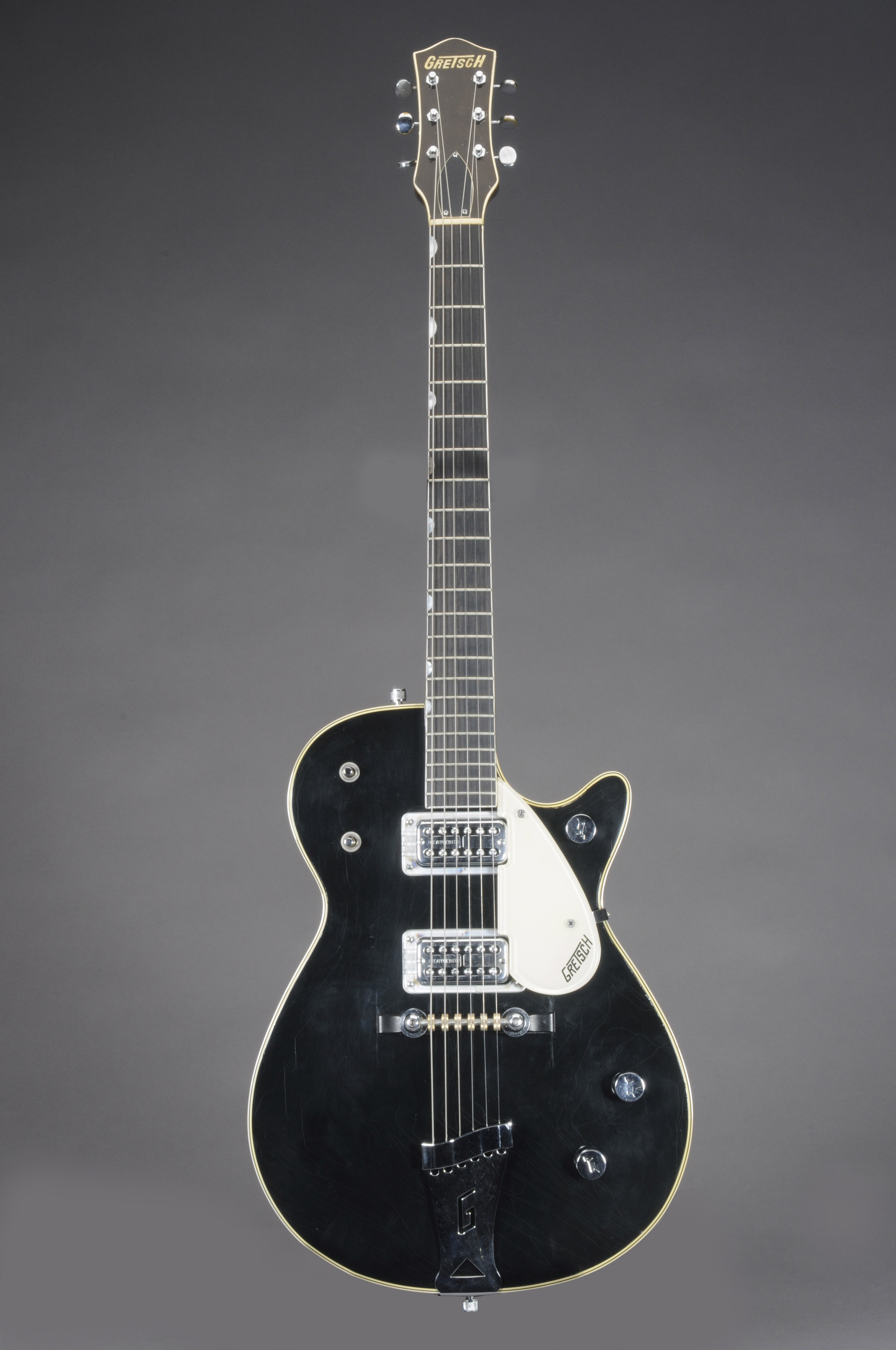 THE FRED GRETSCH MANUFACTURING COMPANY , A SOLIDBODY ELECTRIC GUITAR, DUO JET MODEL 6128