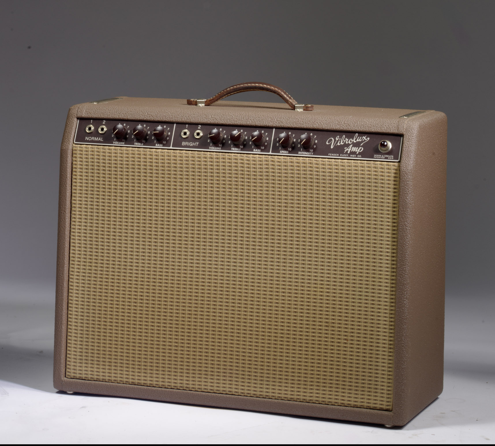 FENDER ELECTRIC INSTRUMENT COMPANY , A GUITAR AMPLIFIER, VIBROLUX