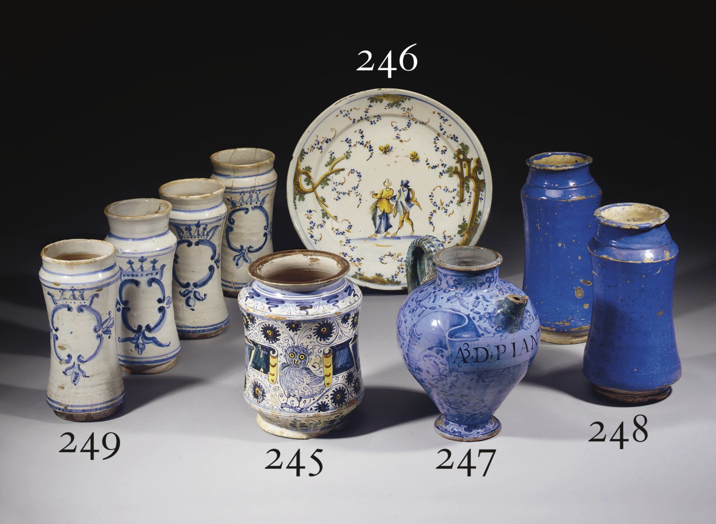 ALBARELLO EN MAJOLIQUE ITALIENNE (SICILE) DU XVIEME SIECLE | Christie's
