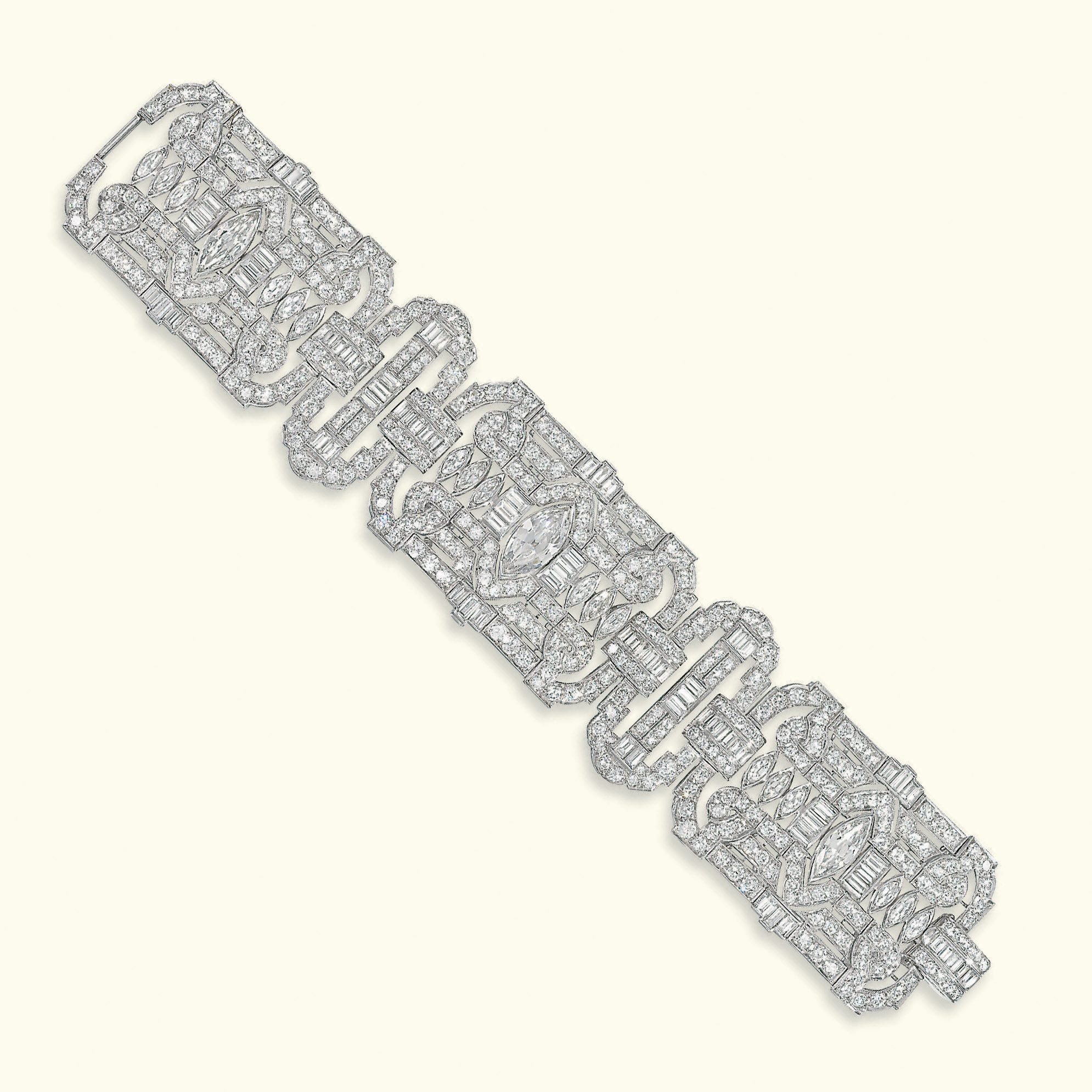 AN ART DECO DIAMOND BRACELET | Christie's