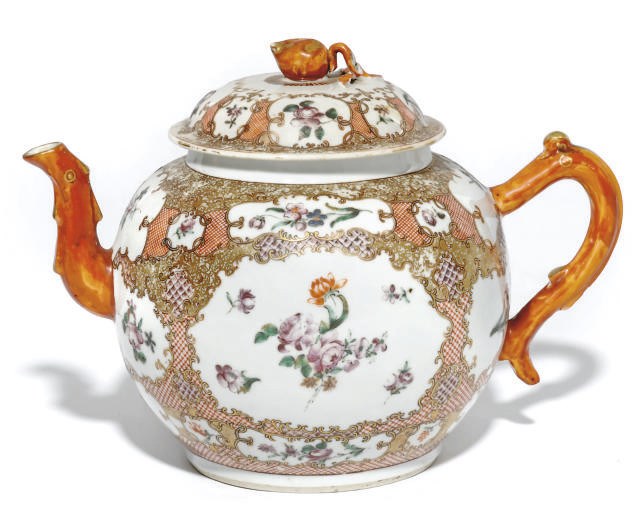 A CHINESE EXPORT PUNCH POT AND COVER , QIANLONG (1736-1795) | Christie's