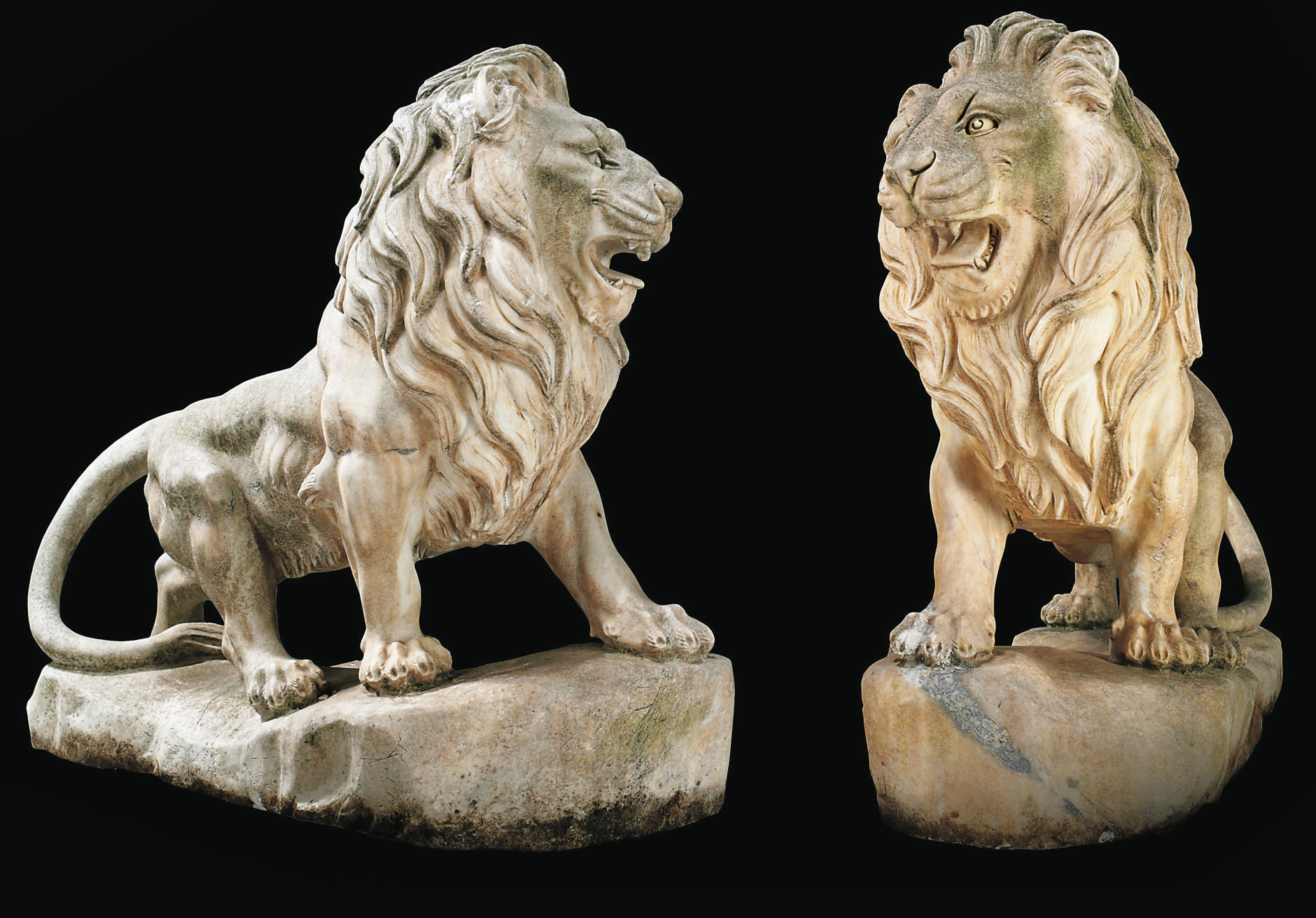 A PAIR OF ITALIAN CARVED MARBLE LIONS , MID20TH CENTURY Christie's