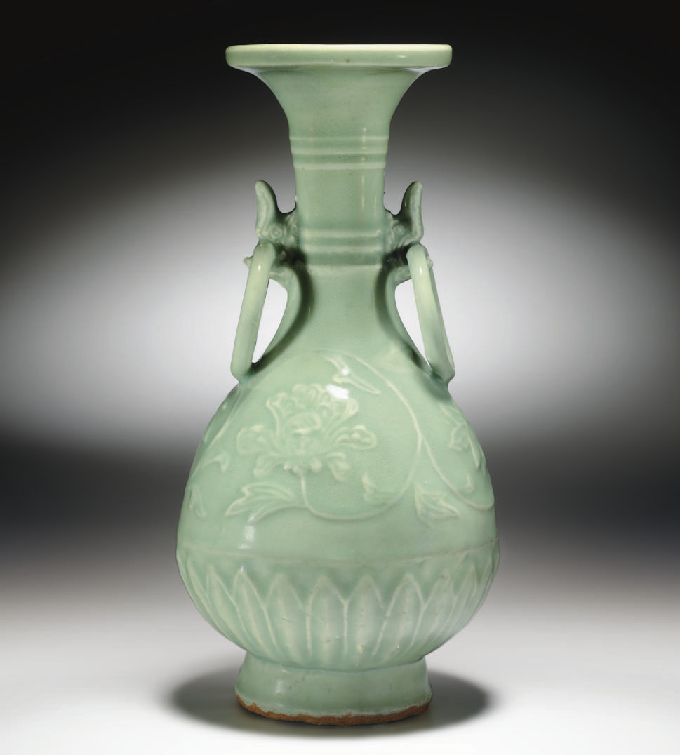 A LONGQUAN CELADON PEARSHAPED VASE WITH RING HANDLES , SOUTHERN SONG