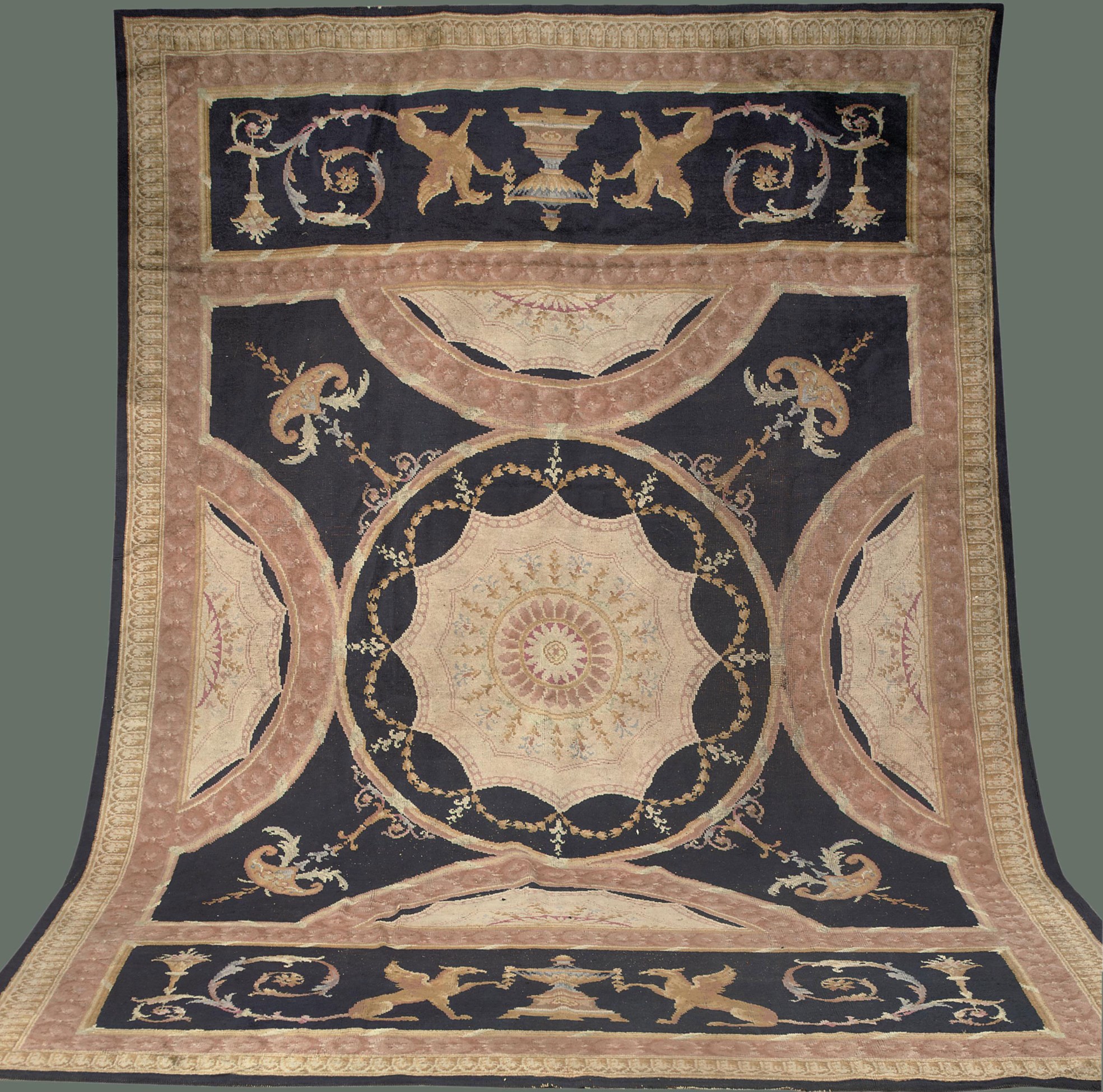 AN ENGLISH CARPET OF AUBUSSON DESIGN , FIRST HALF 20TH CENTURY Christie's