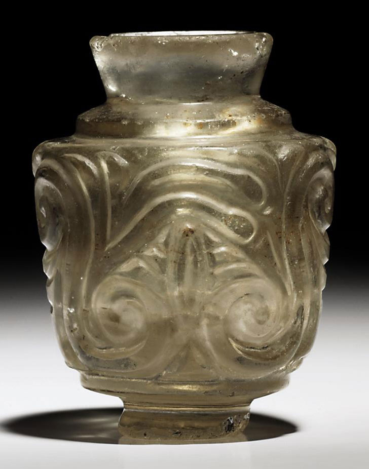 AN ABBASID ROCK CRYSTAL BOTTLE , MESOPOTAMIA, CIRCA 9TH CENTURY