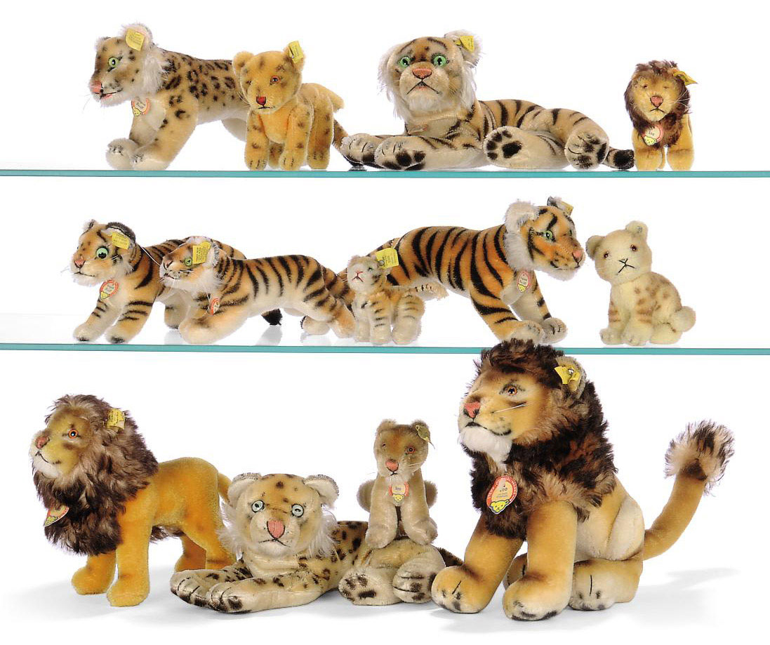 Steiff shop lion cub