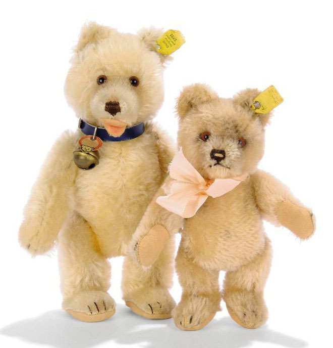 A STEIFF JACKIE TEDDY BEAR, (5325,2), jointed, beige mohair, brown