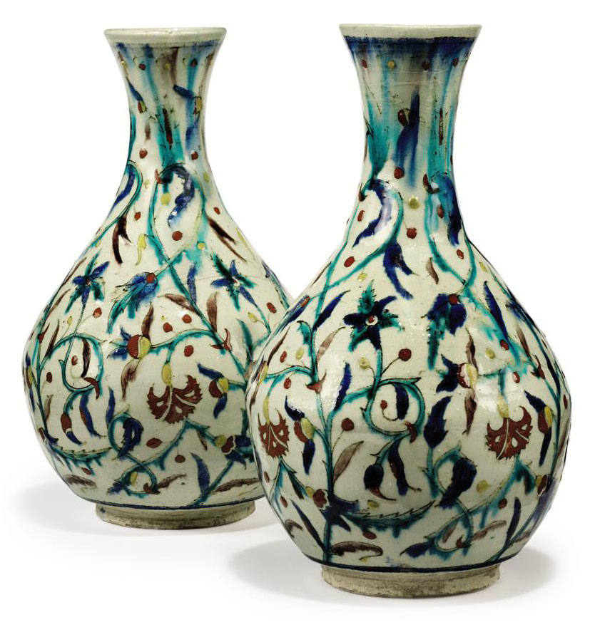 A PAIR OF KUTAHYA POTTERY VASES , OTTOMAN TURKEY, LATE 19TH CENTURY