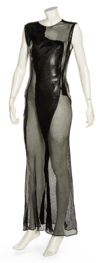 versace chain mail