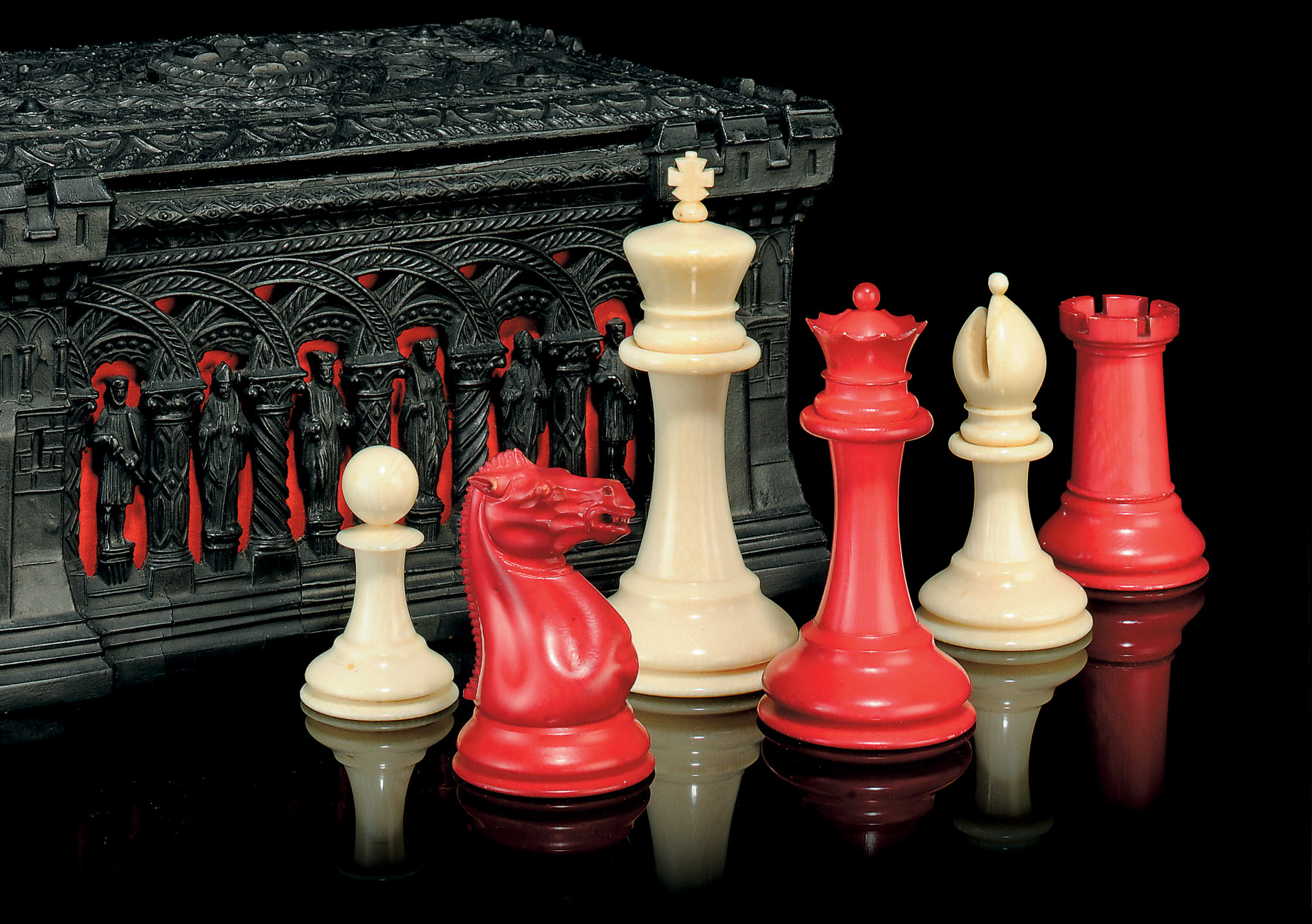 A STAUNTON IVORY CHESS SET BY J. JAQUES LONDON CIRCA 1870
