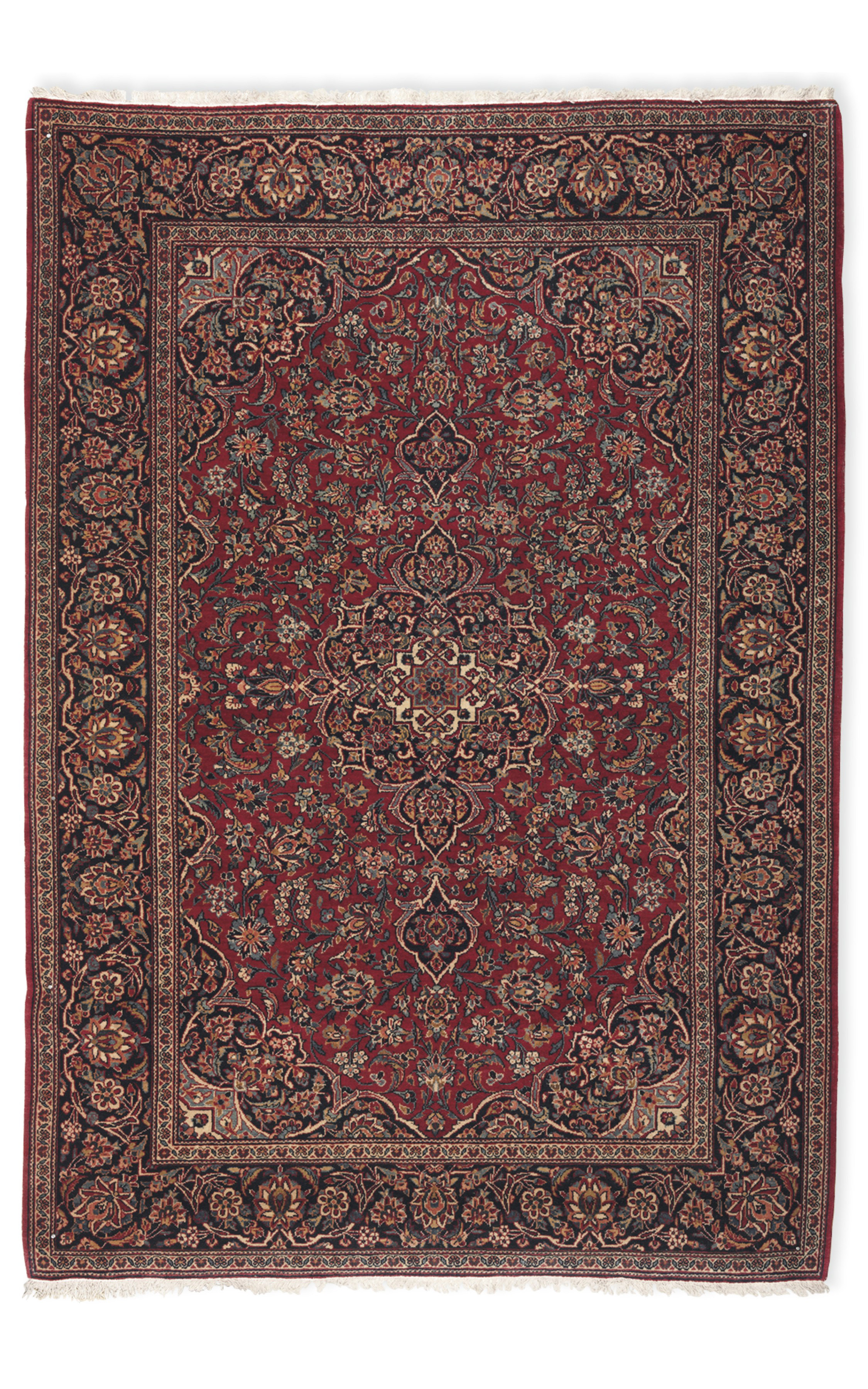 A fine Kashan rug | Christie's