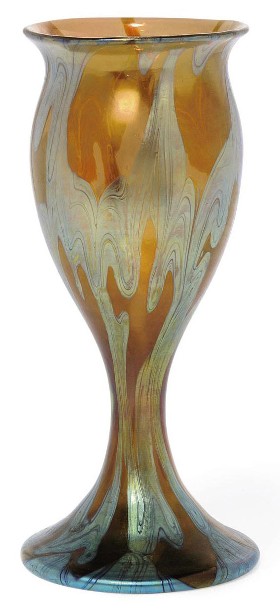 A LOETZ IRIDESCENT GLASS 'TULIP' SHAPED VASE , CIRCA 1900 Christie's