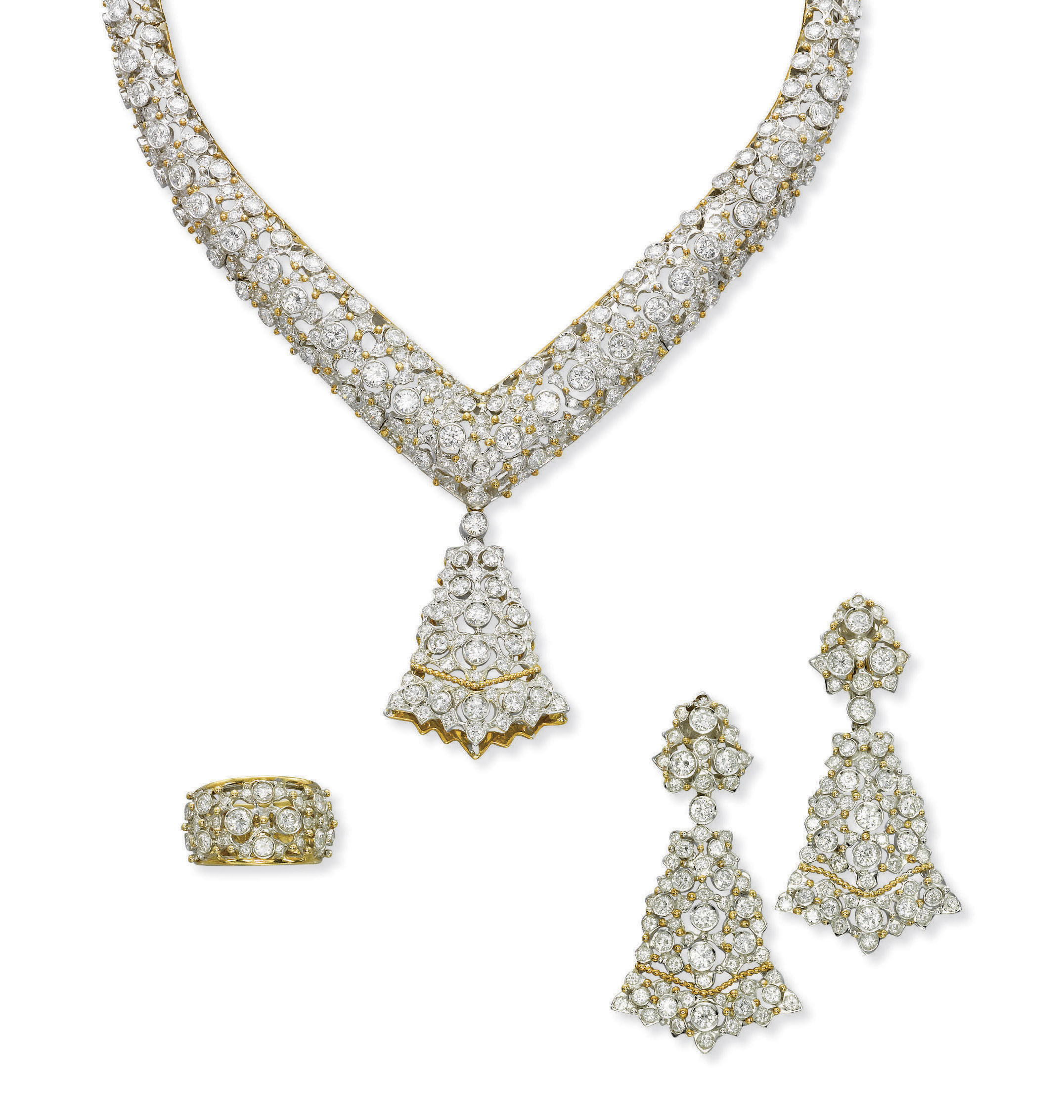 A SUITE OF DIAMOND JEWELLERY Christie's