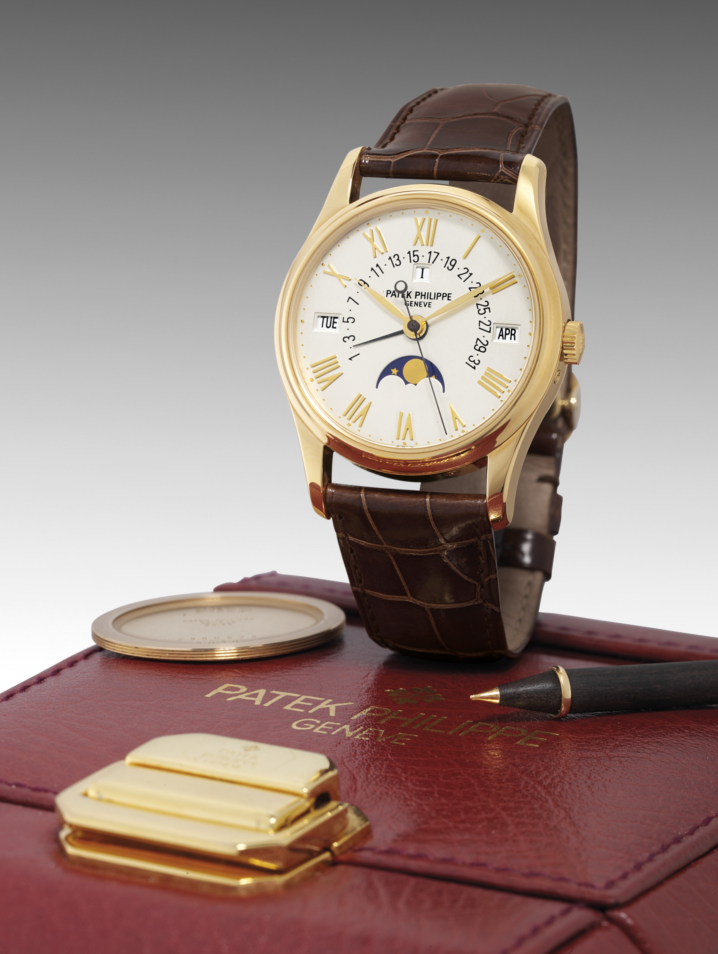 PATEK PHILIPPE REF 5050J ROMAN NUMERALS YELLOW GOLD AUTOMATIC