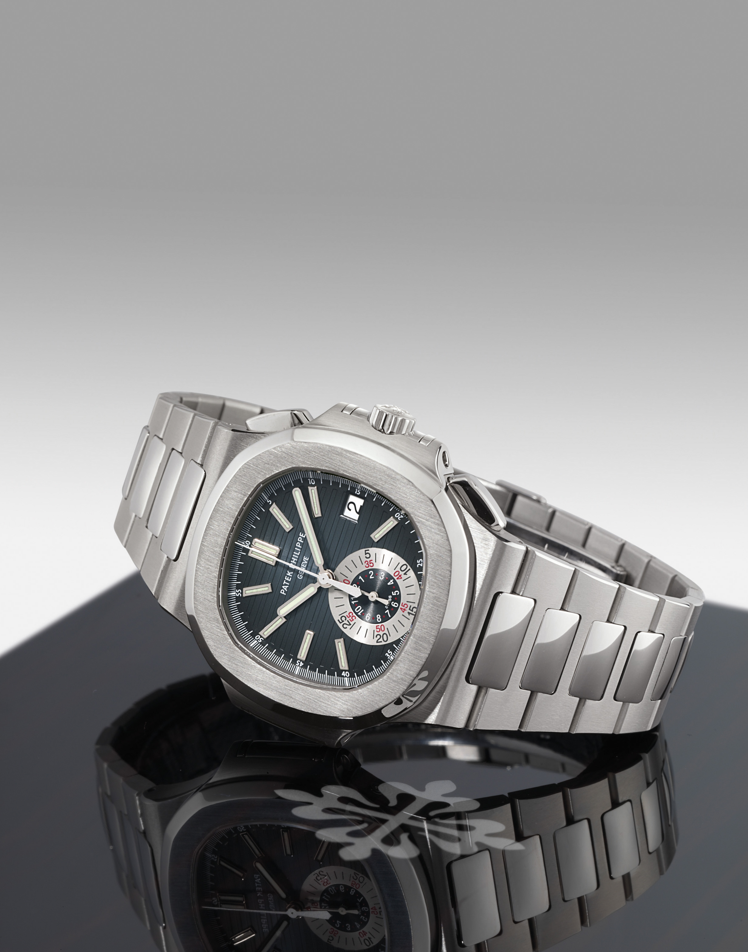 patek philippe nautilus chronograph