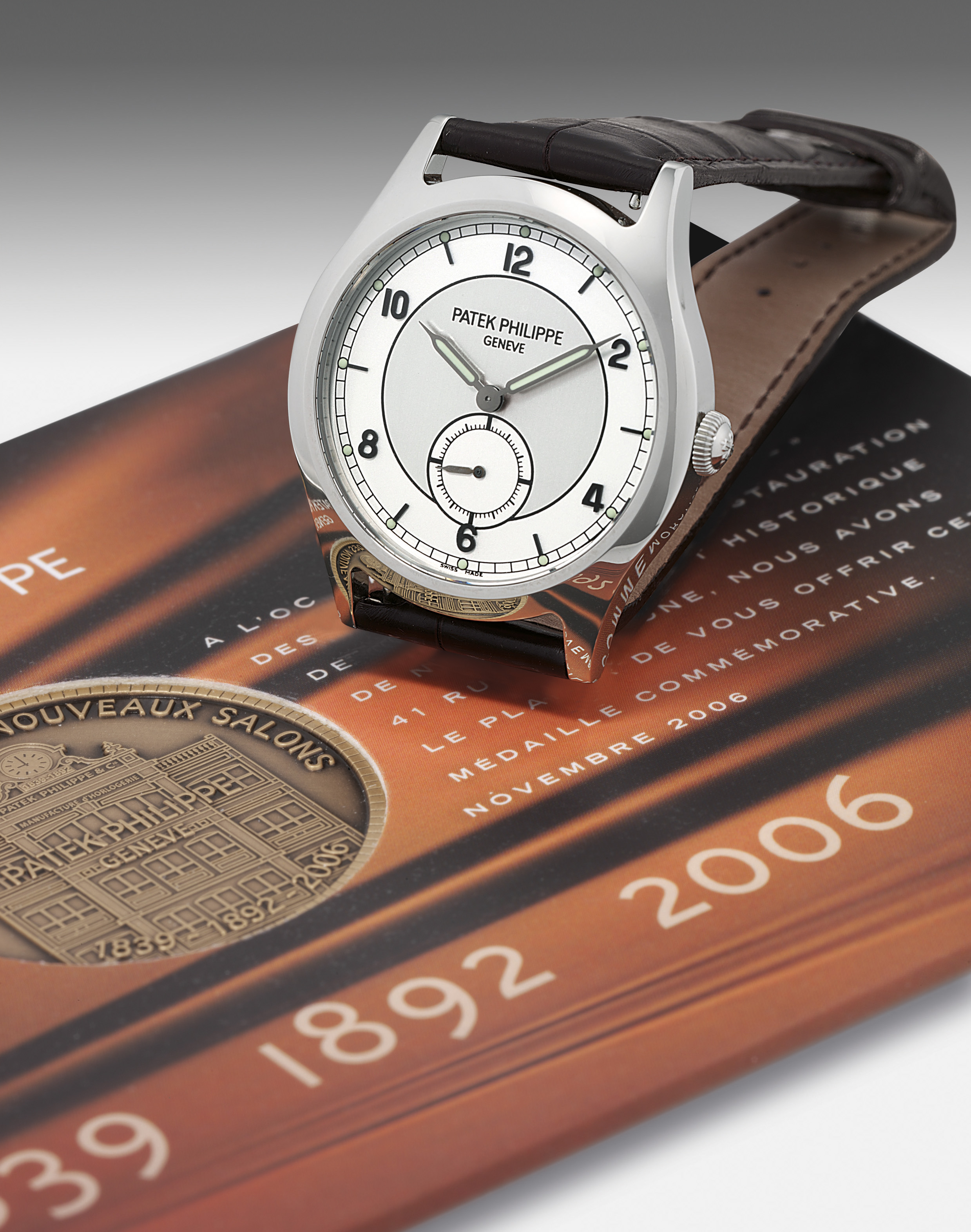 PATEK PHILIPPE REF. 5050J ROMAN NUMERALSYELLOW GOLD AUTOMATIC
