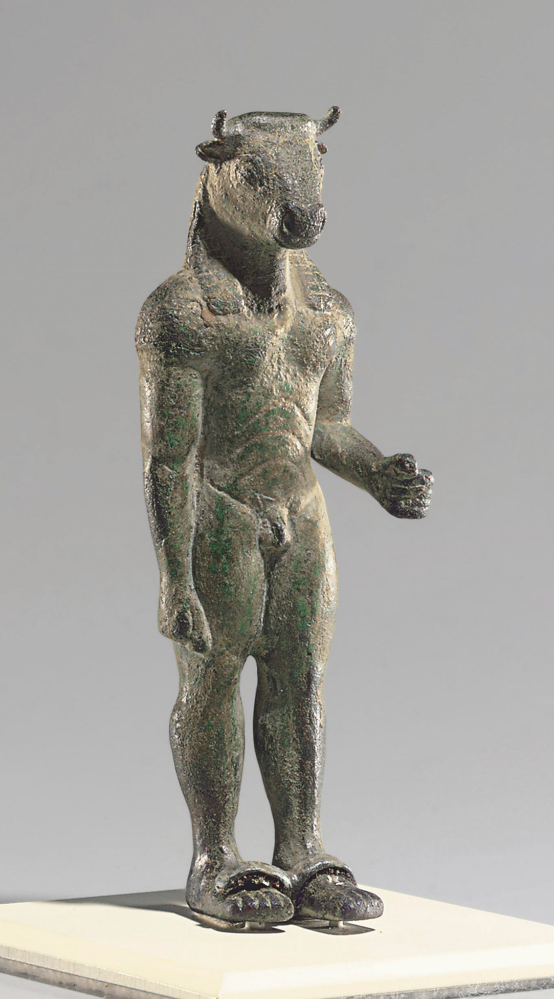 A GREEK BRONZE MINOTAUR , ARCHAIC PERIOD, CIRCA 520500 B.C. Christie's