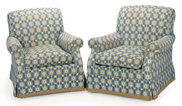 A Pair Of Blue And White Upholstered Club Chairs Late 20th Century Club Chair Furniture Lighting Christie S
