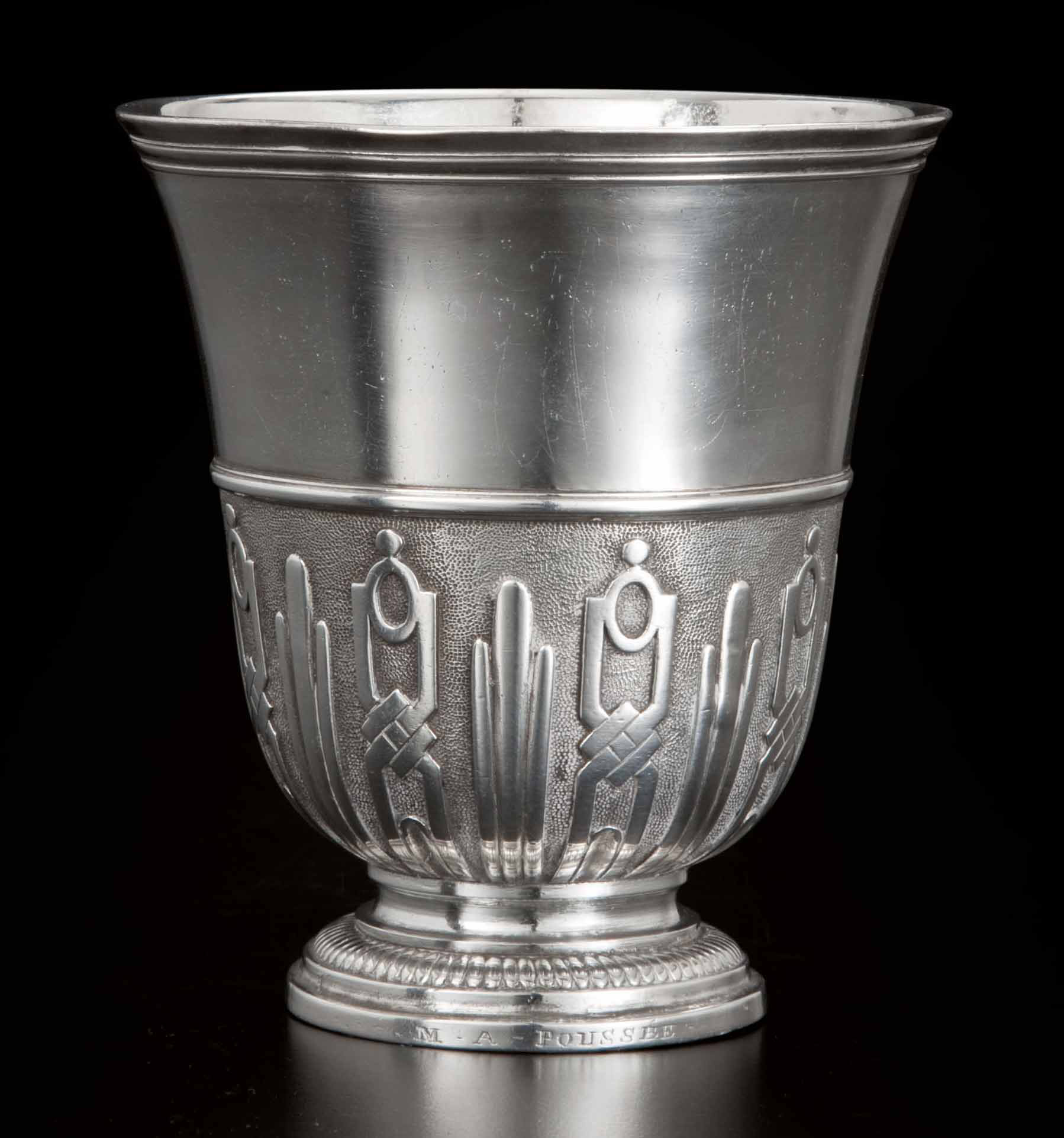 TIMBALE EN ARGENT , POBABLEMENT PAR JEANLOUIS POMMERY, PARIS, 1720