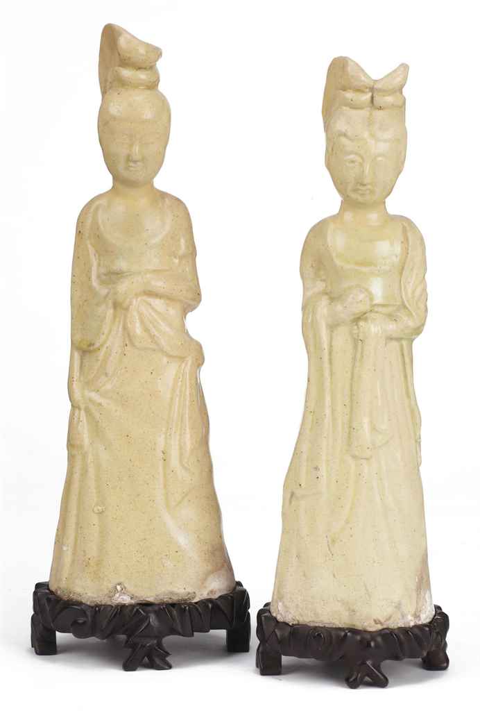 pottery figures