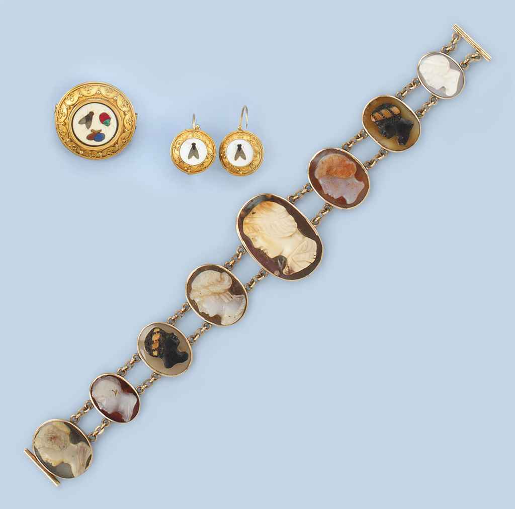 AN ANTIQUE CAMEO BRACELET AND A MOSAIC DEMI PARURE Christie's