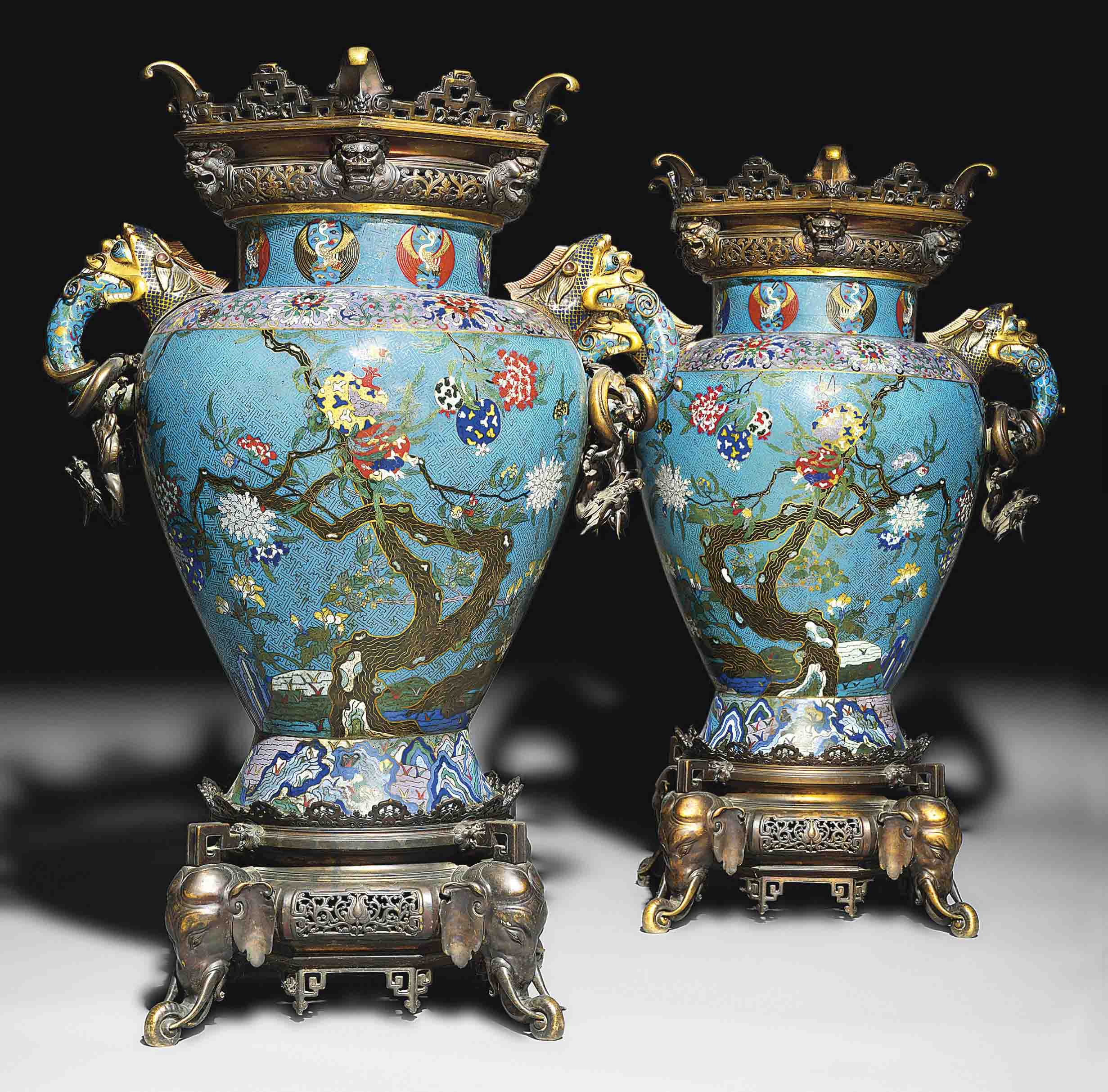 A VERY LARGE PAIR OF CLOISONNÉ ENAMEL VASES , JIAQING PERIOD (17961820