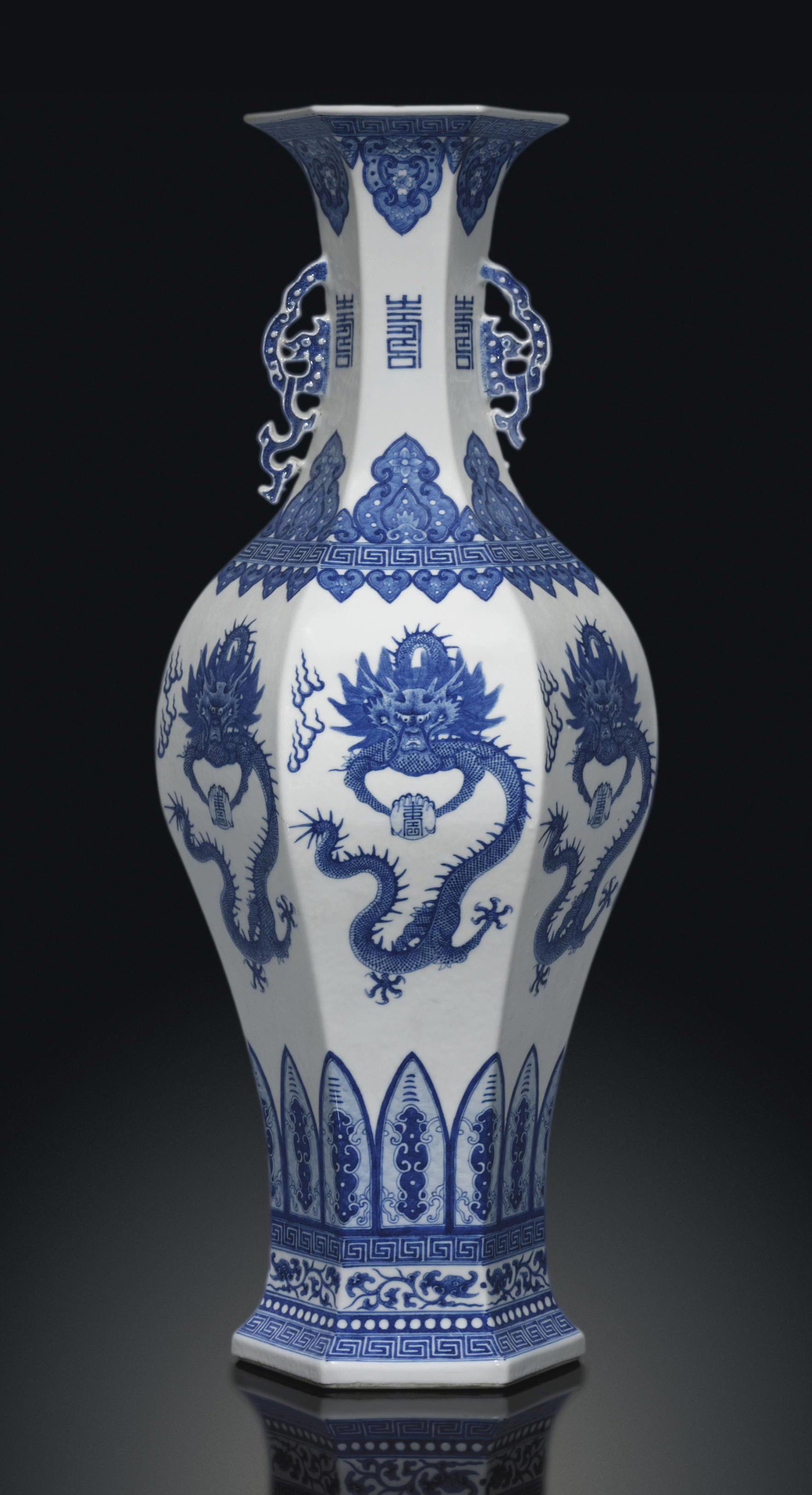 a blue and white hexagonal dragon vase detailsx