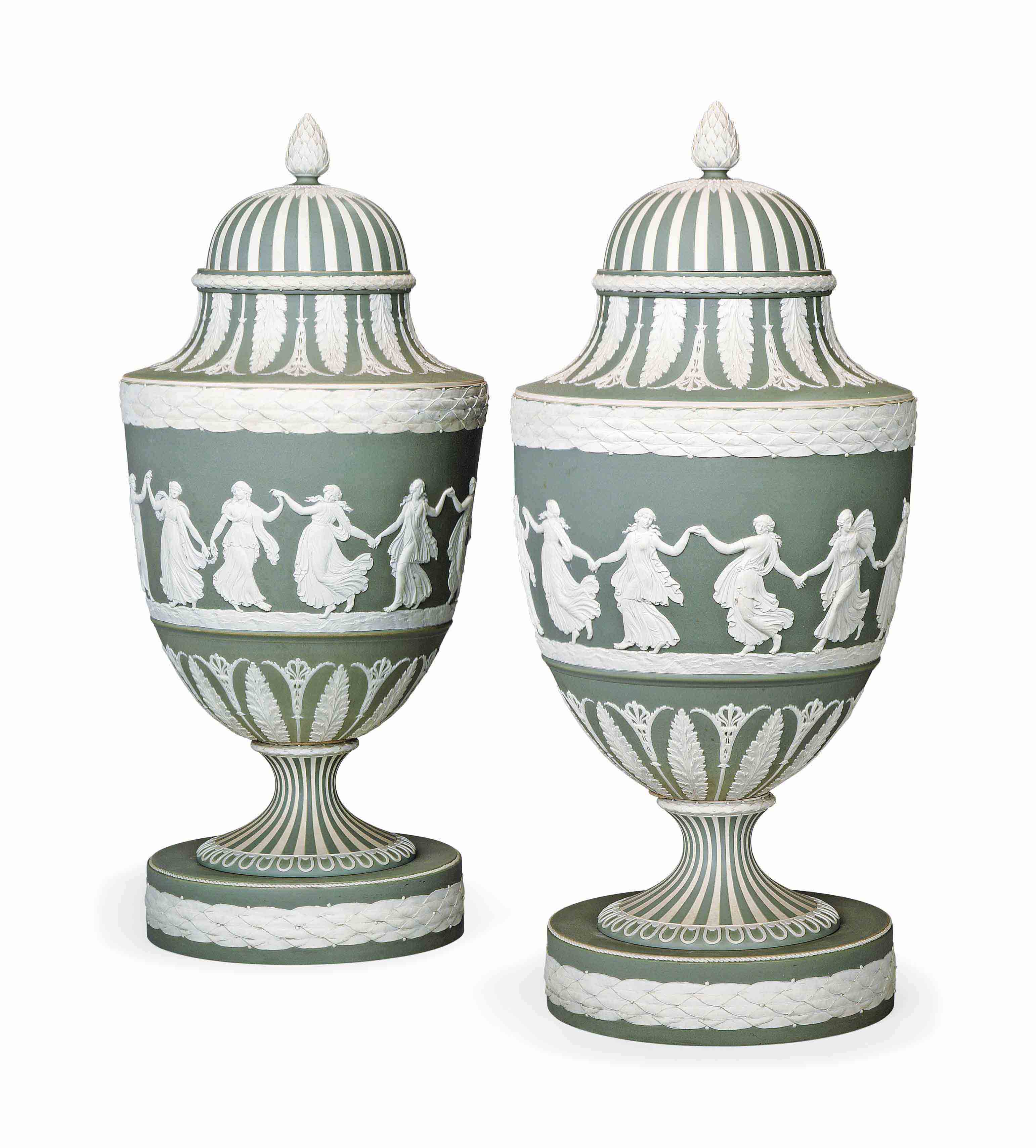 A PAIR OF LARGE WEDGWOOD GREEN JASPERWARE VASES AND COVERS , CIRCA 1870