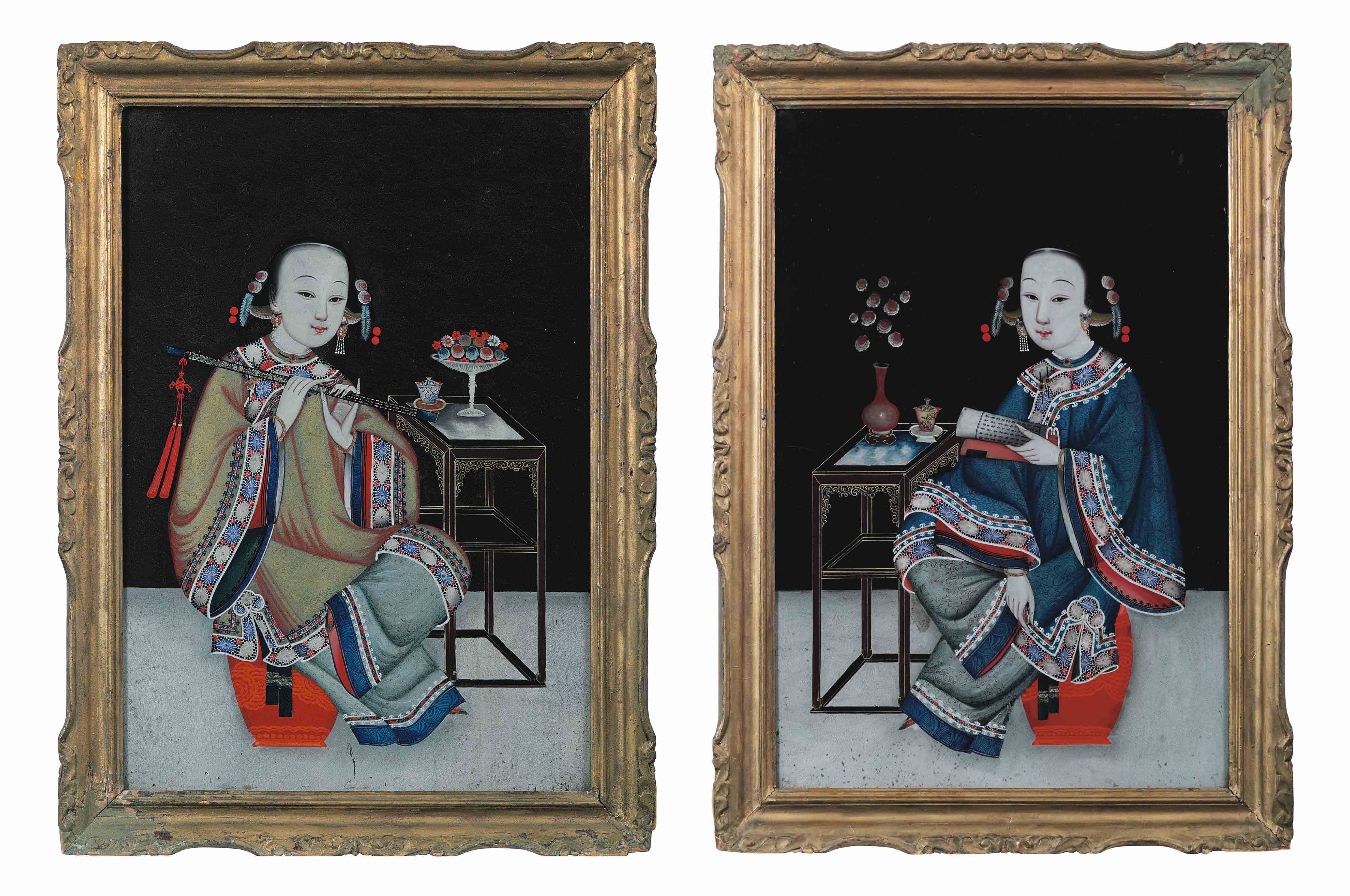 A PAIR OF CHINESE REVERSE GLASS PAINTINGS , 19TH/20TH CENTURY