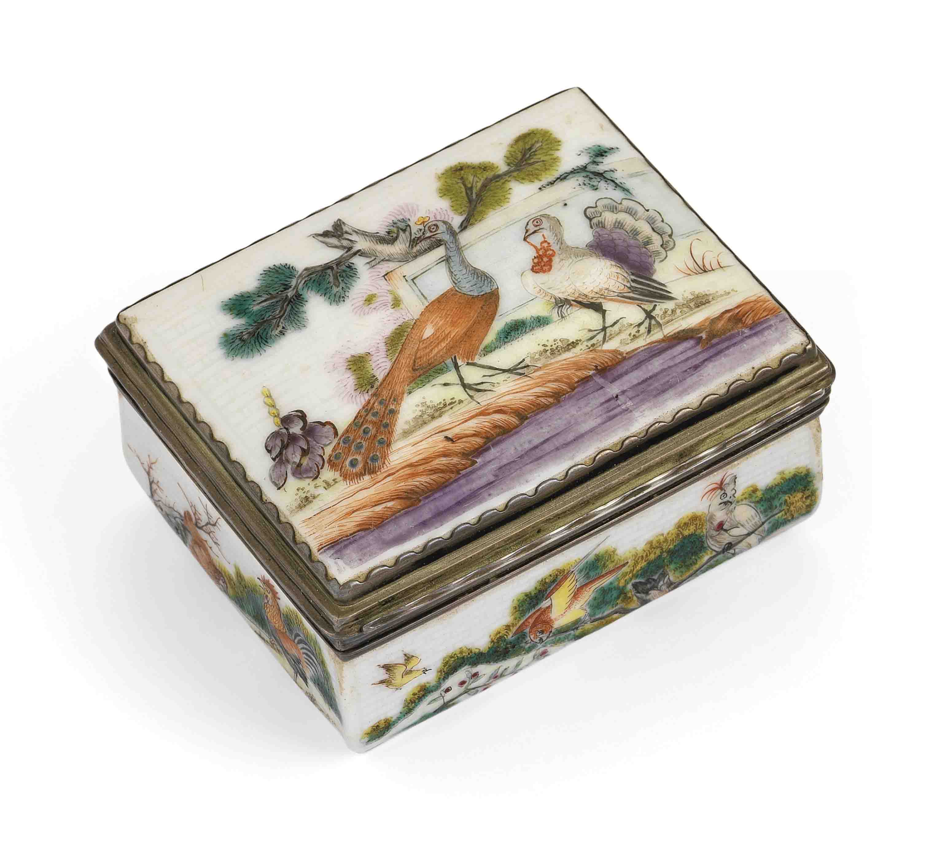A CHINESE FAMILLE ROSE WHITE-METAL-MOUNTED SNUFF BOX AND COVER