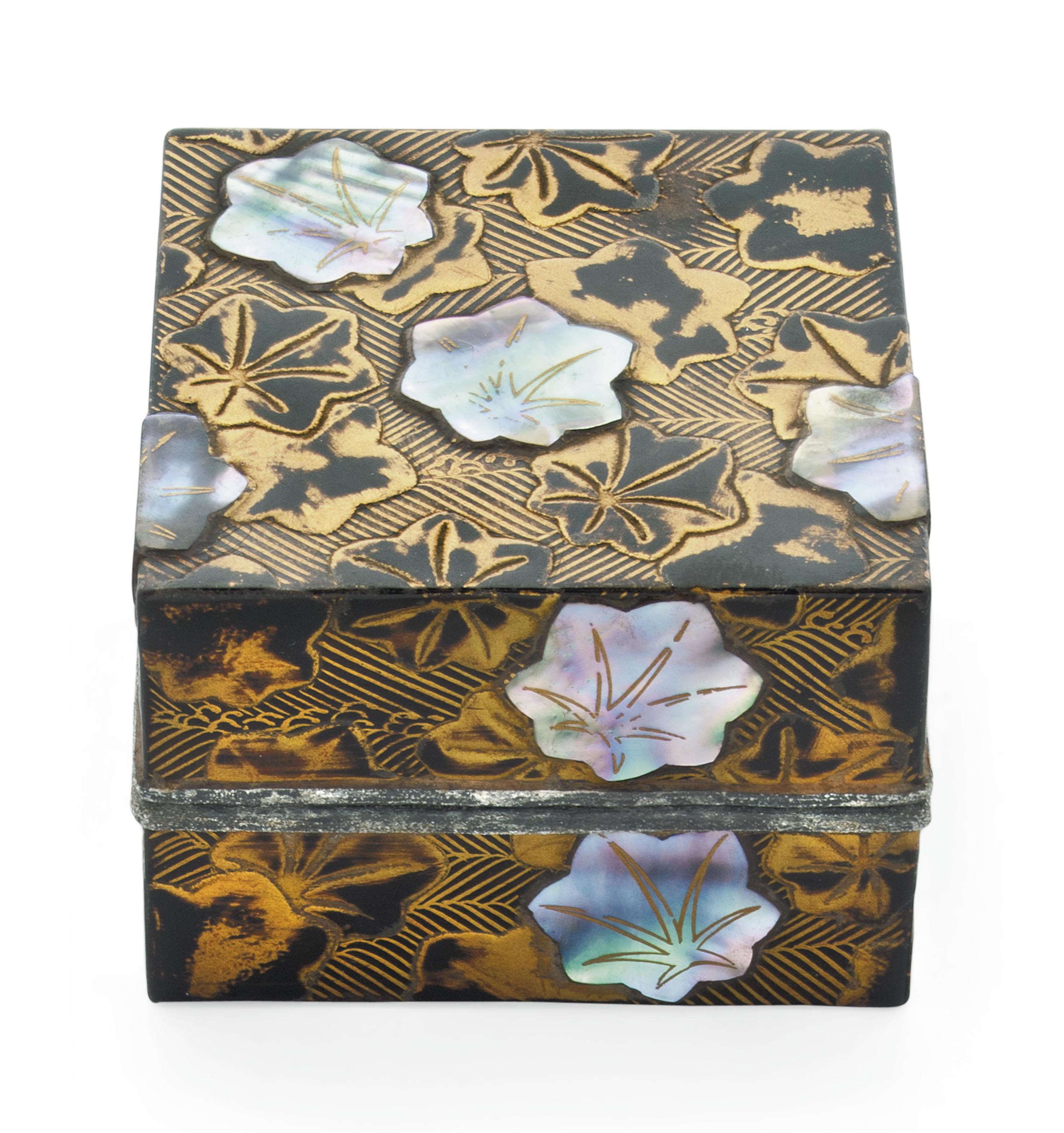 A Lacquer Incense Box [ Kogo ] , EDO PERIOD (17TH CENTURY) Christie's