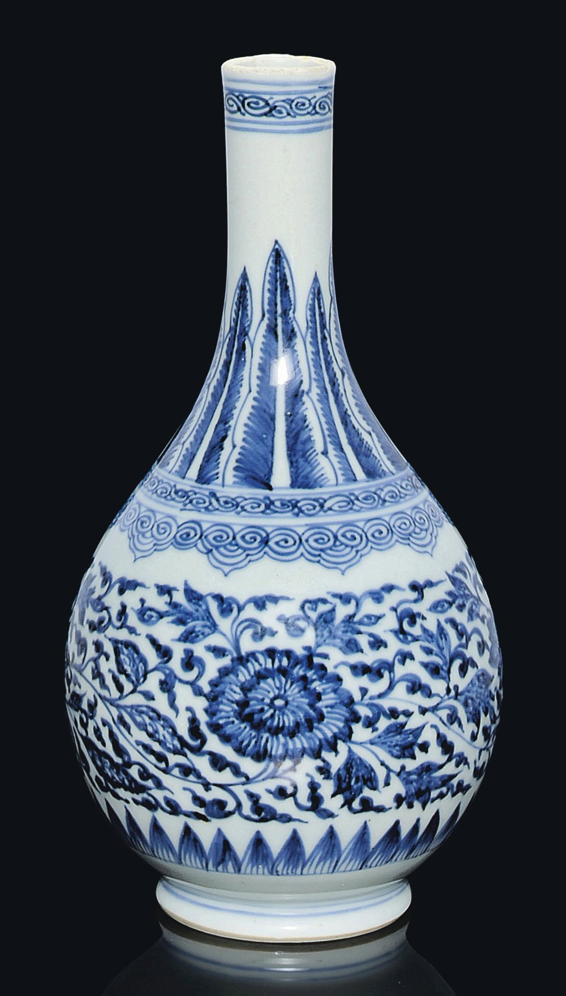 A CHINESE BLUE AND WHITE BOTTLE VASE , KANGXI PERIOD (16621722