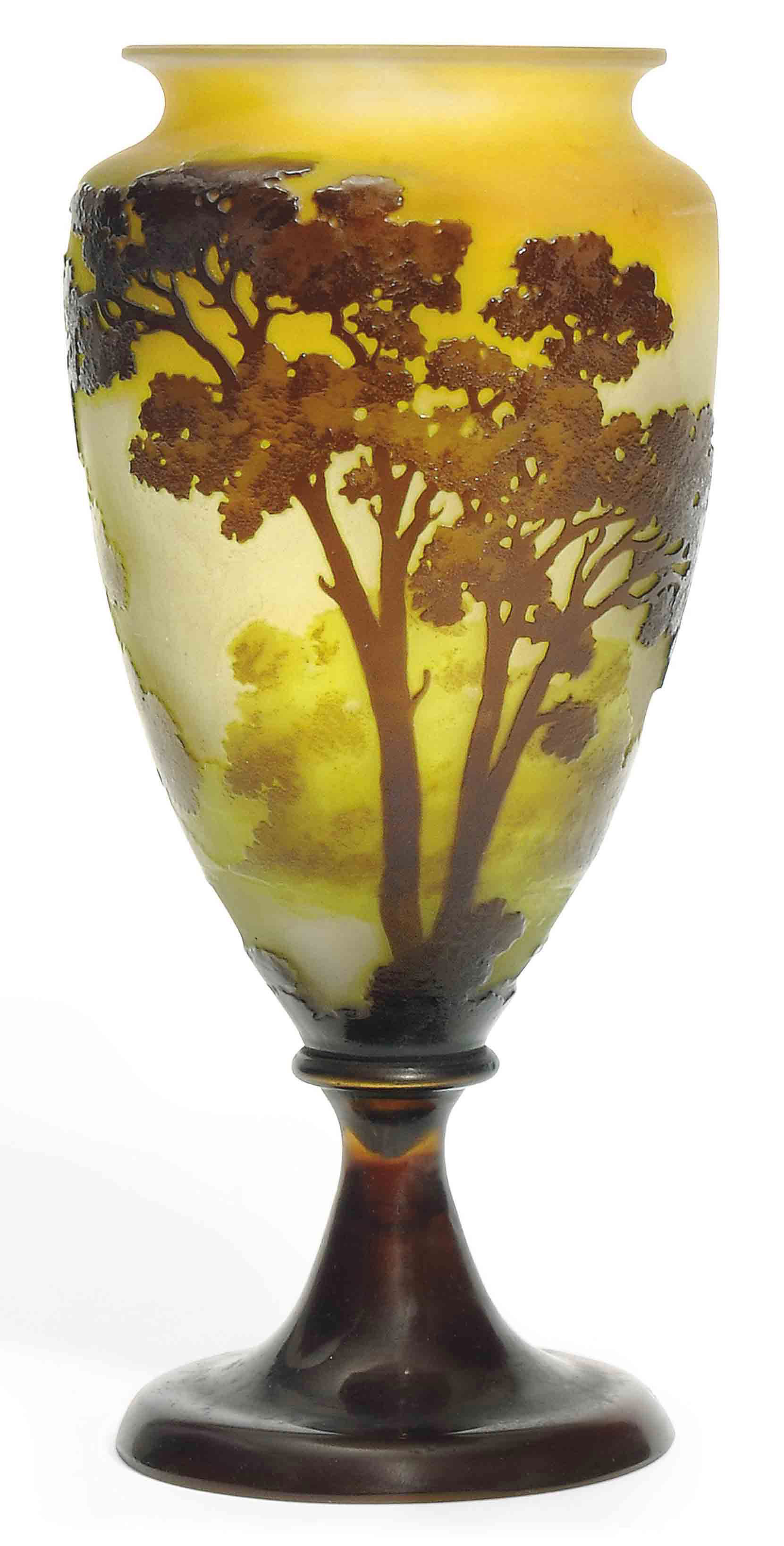 Download AN EMILE GALLÉ CAMEO GLASS 'LANDSCAPE' VASE , CIRCA 1900 | Christie's