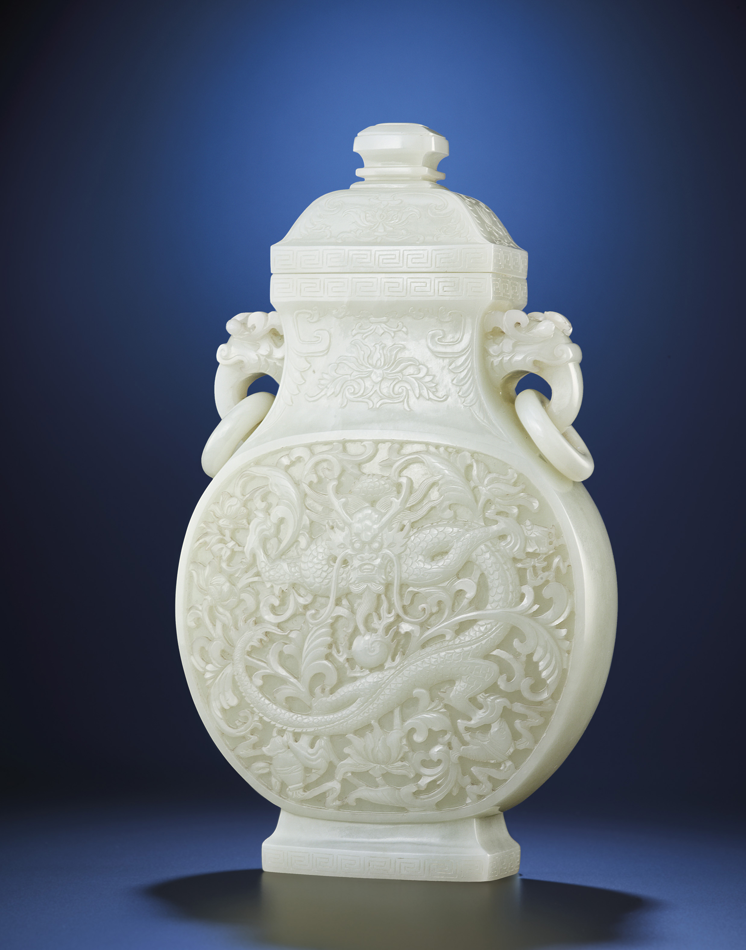 中国美術 乾隆年製 三脚 香呂 白銅 多龍紋刻 中国美術 乾隆年製 三脚 香呂 白銅 多龍紋刻 - メルカリ