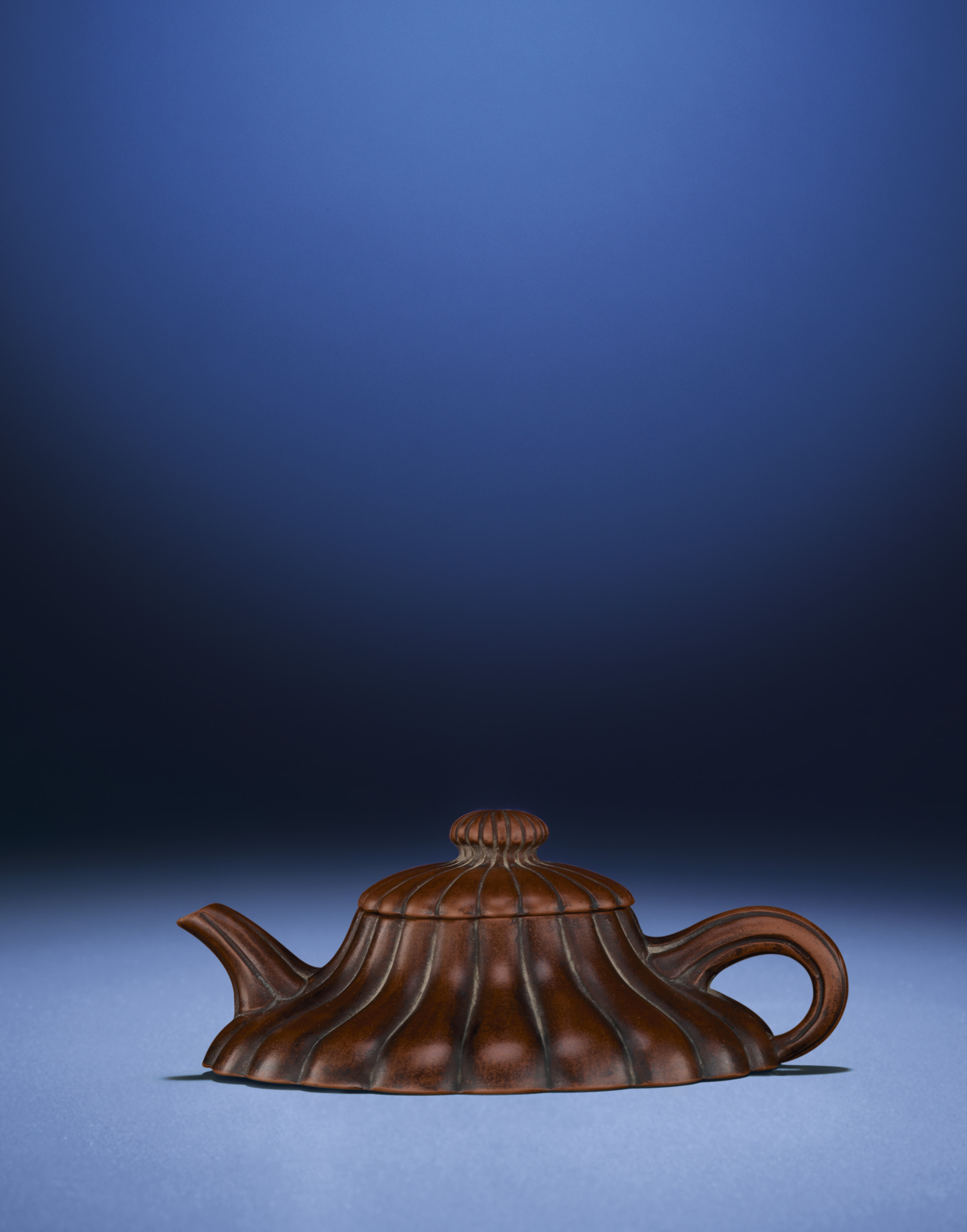 A RARE YIXING TEAPOT AND COVER , QING DYNASTY, 19TH CENTURY Christie's