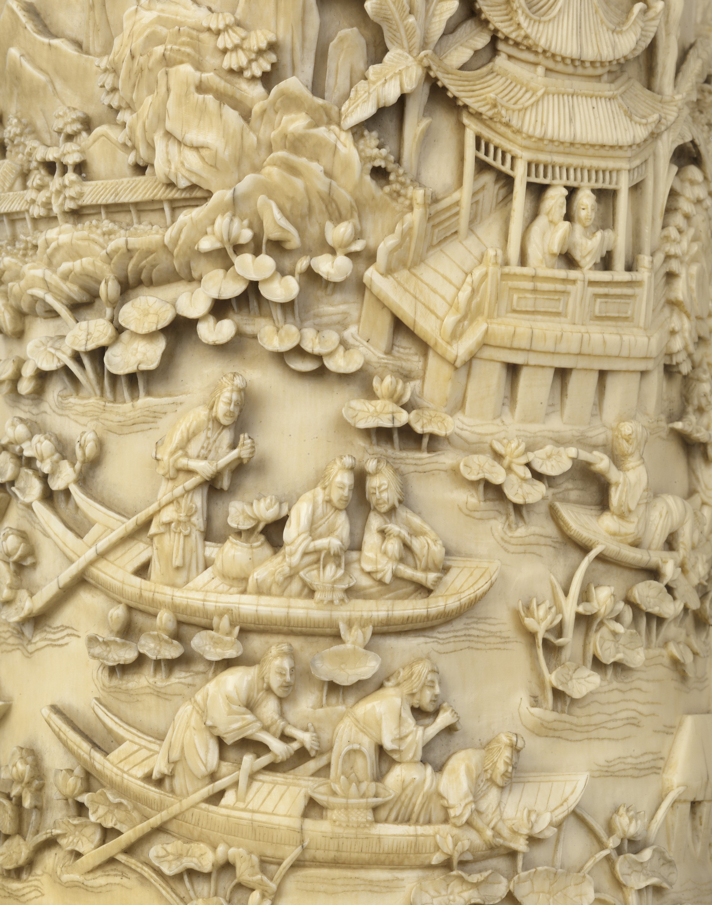 A FINELY CARVED IMPERIAL IVORY BRUSHPOT, BITONG , QING DYNASTY, 18TH