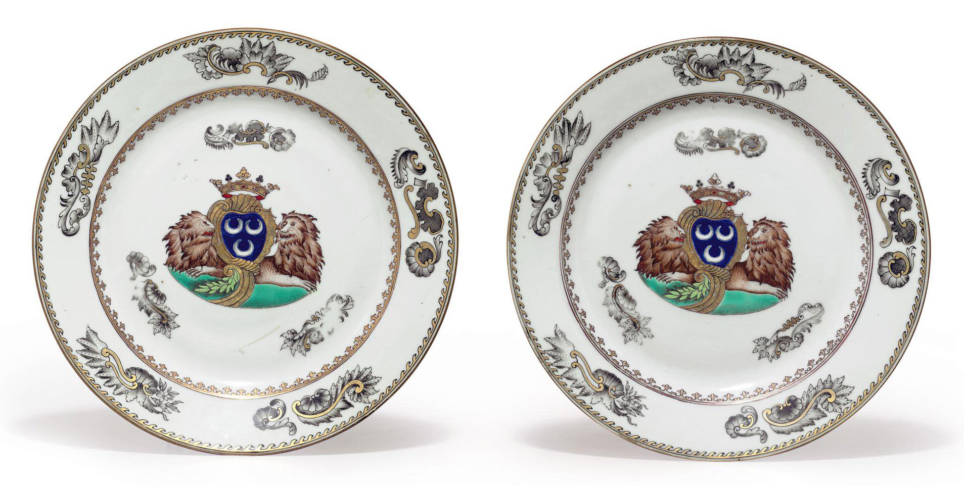 A PAIR OF ARMORIAL PLATES , CIRCA 1760 Christie's