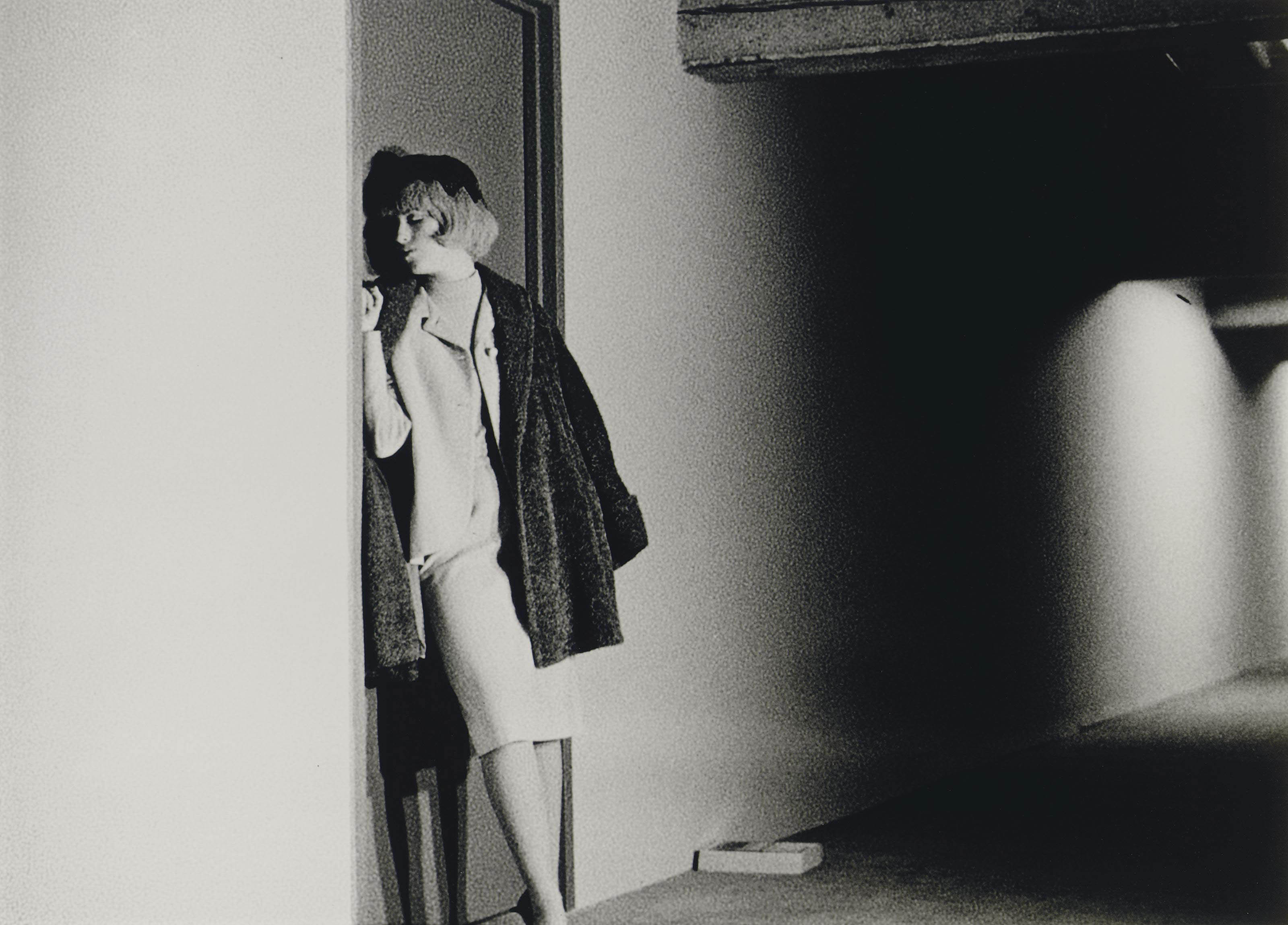 【Untitled Film Stills】 Cindy Sherman Cindy Sherman. Untitled Film Still #21. 1978 | MoMA