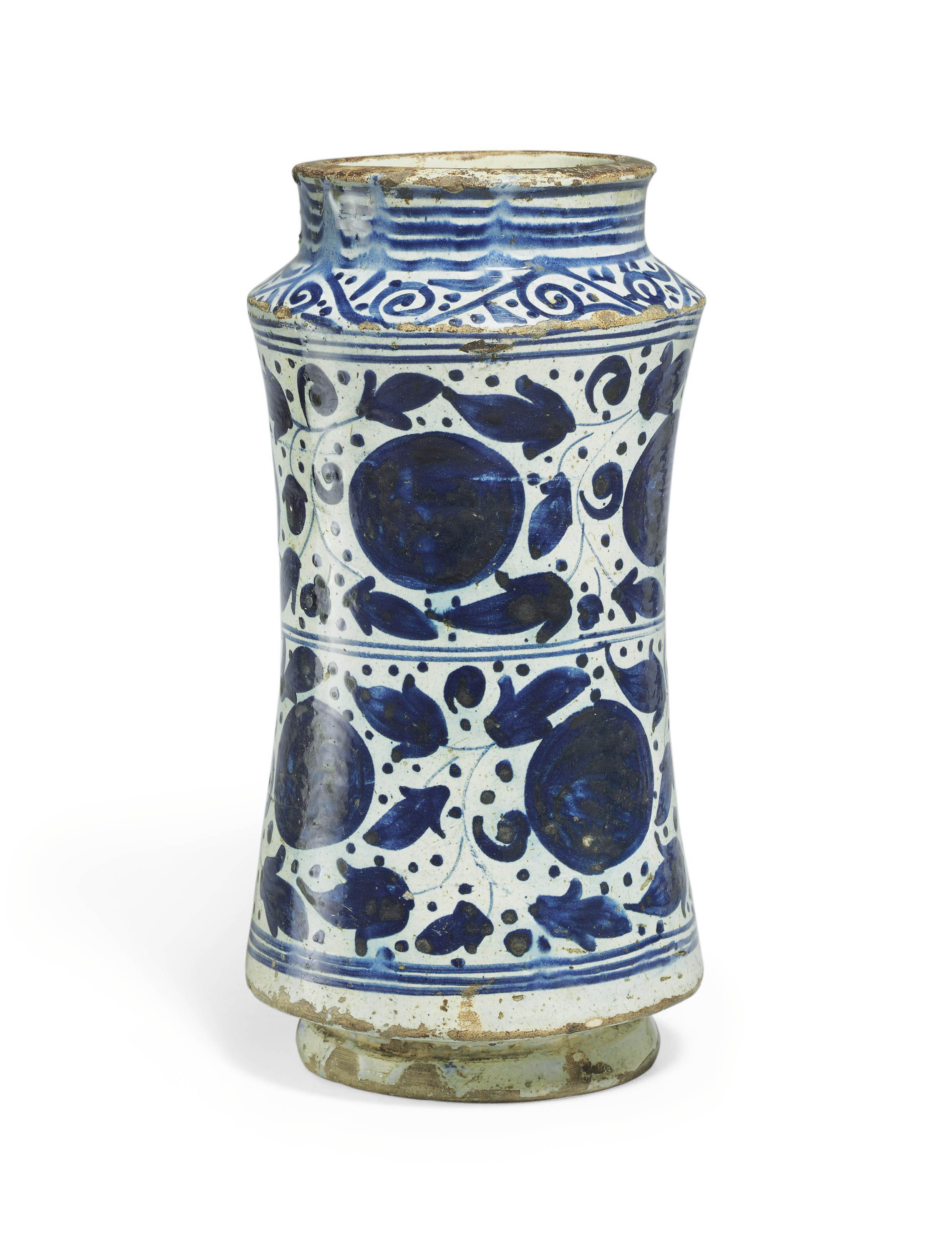 A SPANISH TINGLAZED EARTHENWARE DRUG JAR , CIRCA 14001450, VALENCIA